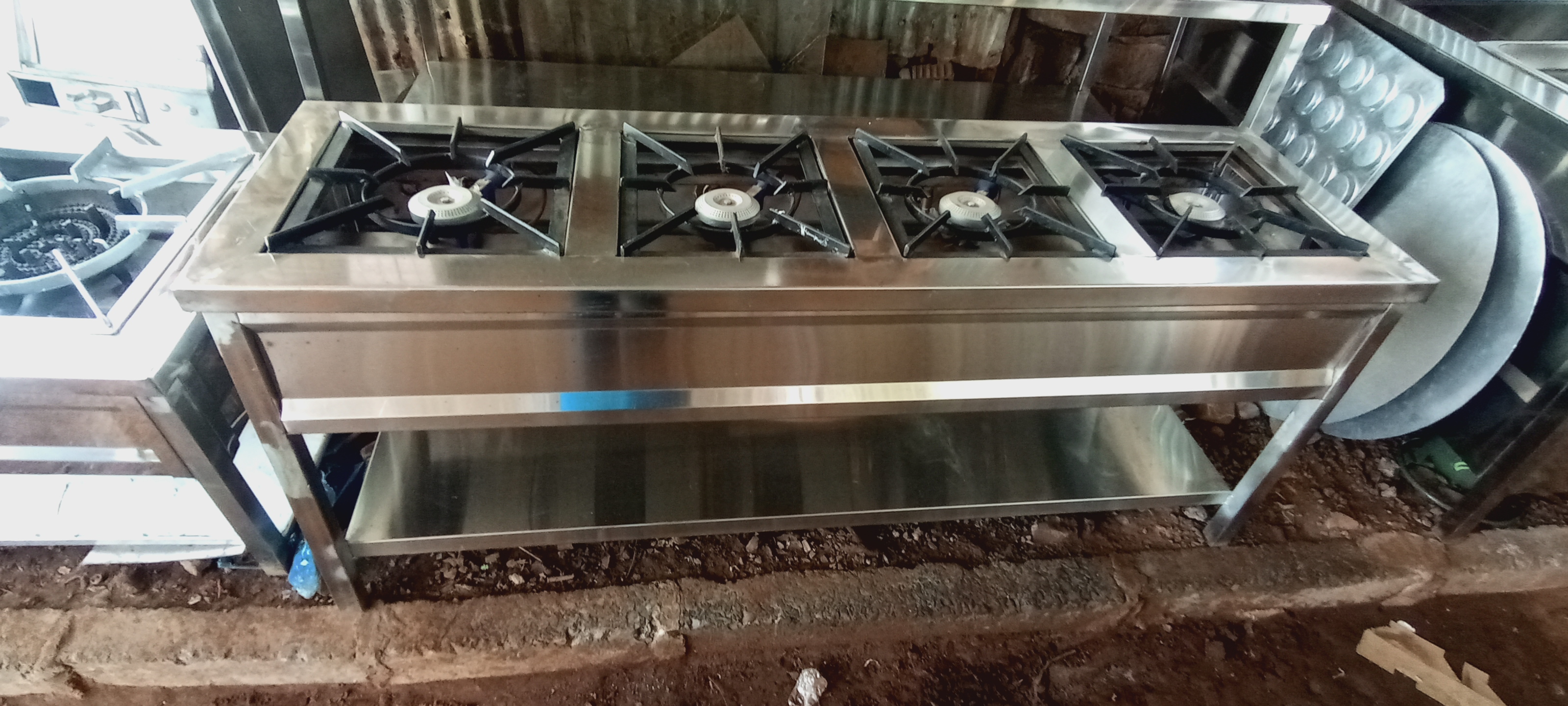 cooker-four-burner