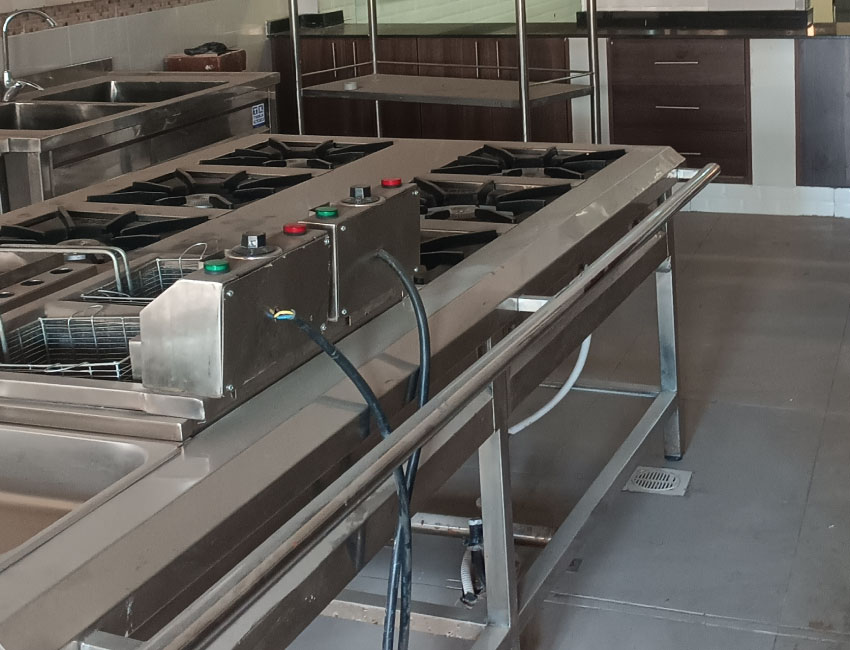 Why Stainless Steel Commercial Kitchen Equipment is the Best Investment